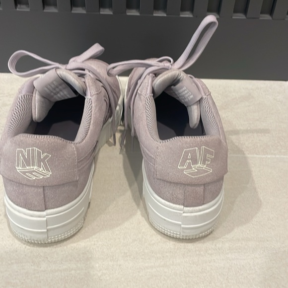 Nike Air Force One - Picture 4 of 4